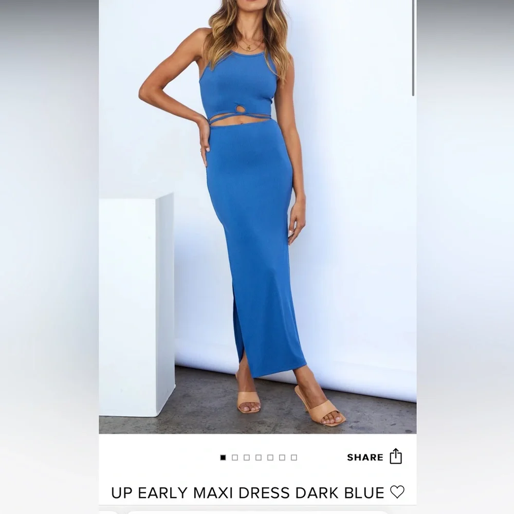 Hello Molly Blue Maxi Dress - Picture 7 of 8